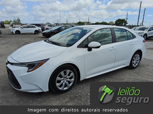 LOTE 038 TOYOTA COROLLA LE 2023