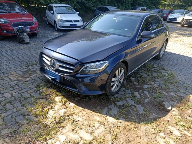 LOTE 094 MERCEDES-BENZ C180 