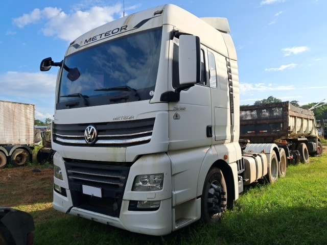 LOTE 020 VOLKSWAGEN 28.460 METEOR 6X2 2021