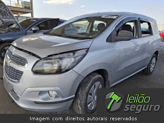LOTE 044 CHEVROLET SPIN