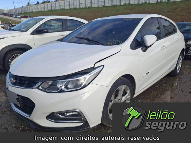 LOTE 049 CHEVROLET CRUZE HATCH